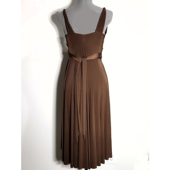 CO-ME COMO Deep Plunge Sleeveless Dress Size Medium - Picture 2 of 8